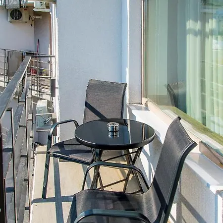At Central Apartments 布加勒斯特 Exterior photo
